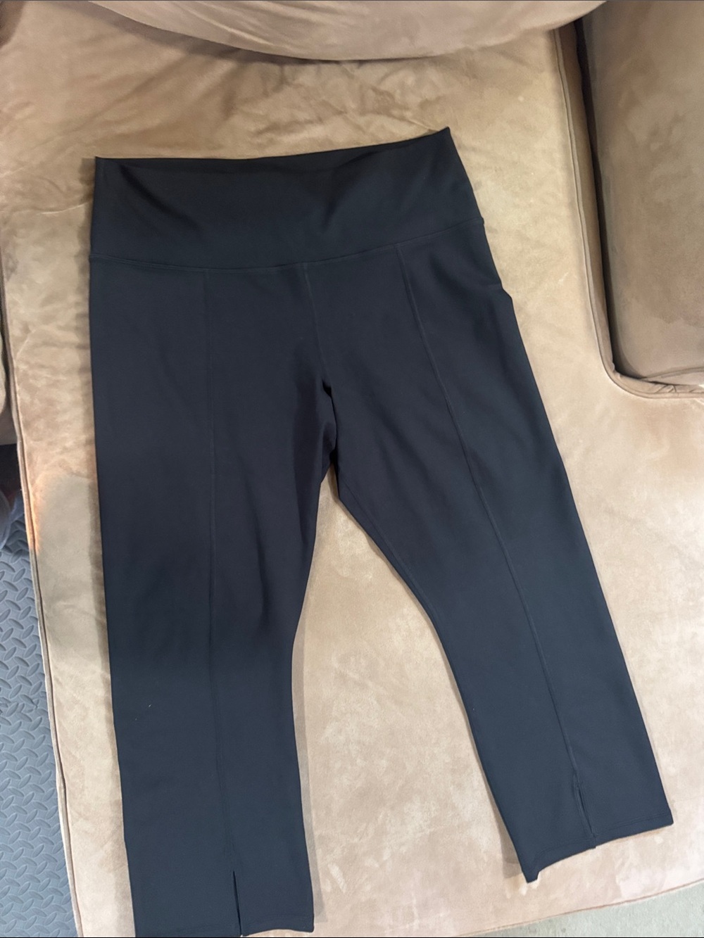 NWT Offline by Aerie High-Waist Black Cropped Active Pants